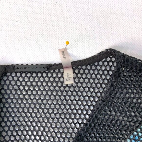 Elie Tahari Black Floral Scuba Mash Short Sleeve Top Sz S - Picture 2 of 16